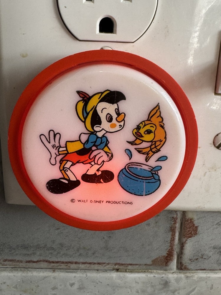VTG Pinocchio Night Light, Works!