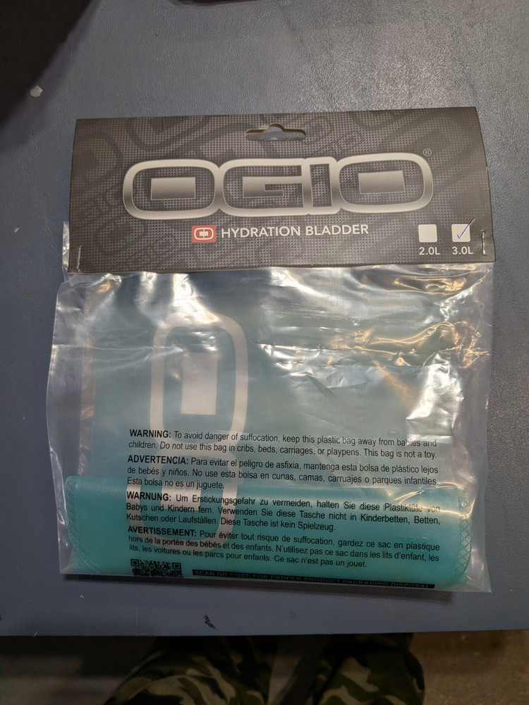 OGIO 3L Hydration Bladder 100oz. Blue