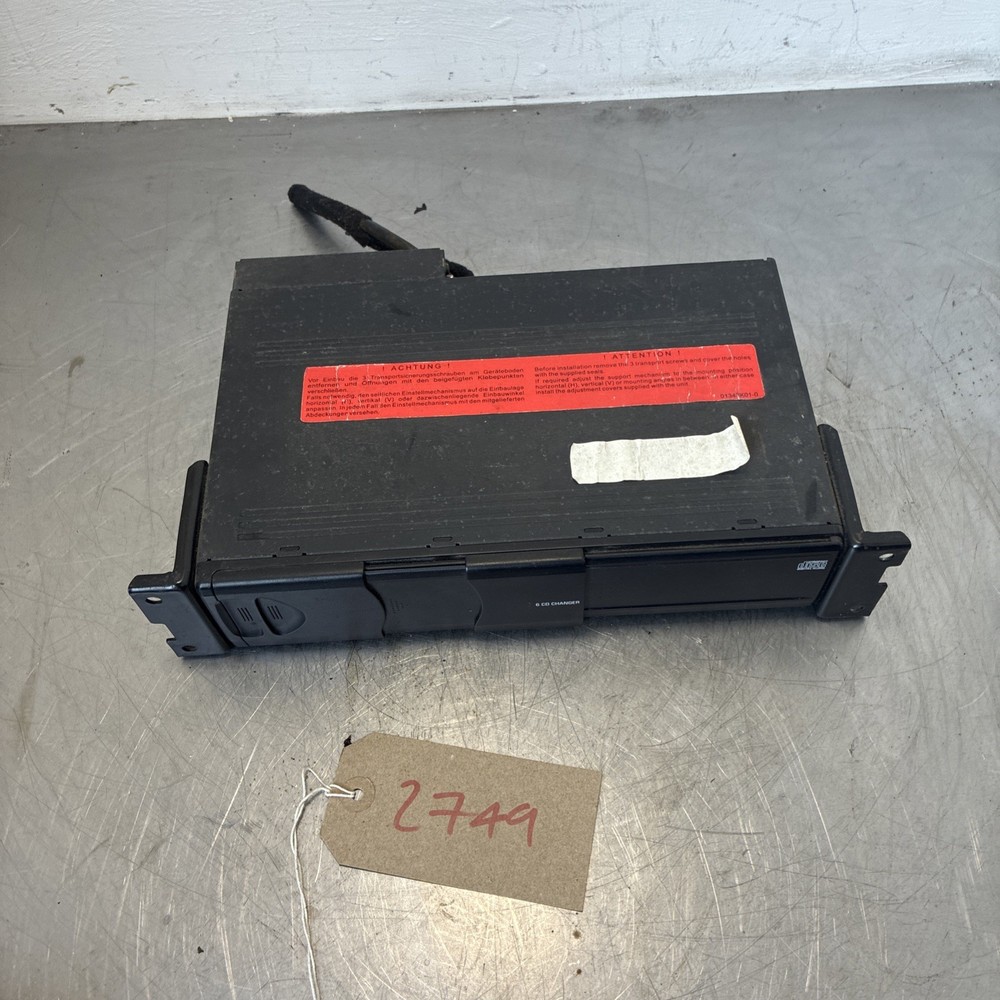 BMW 1 3 5 Series 6 Disc CD Changer Unit E46 E81 E82 E87 E90 E91 E92 E93