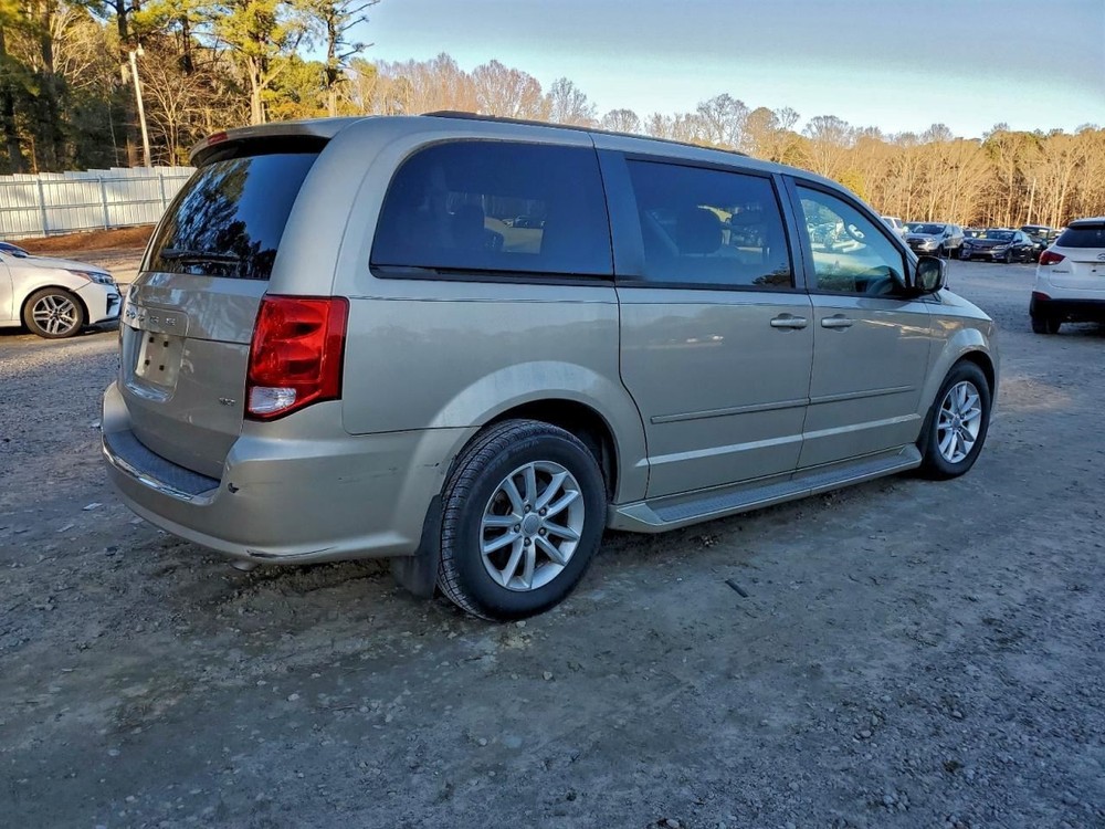 CARAVAN 2014 Glove Box 4964547