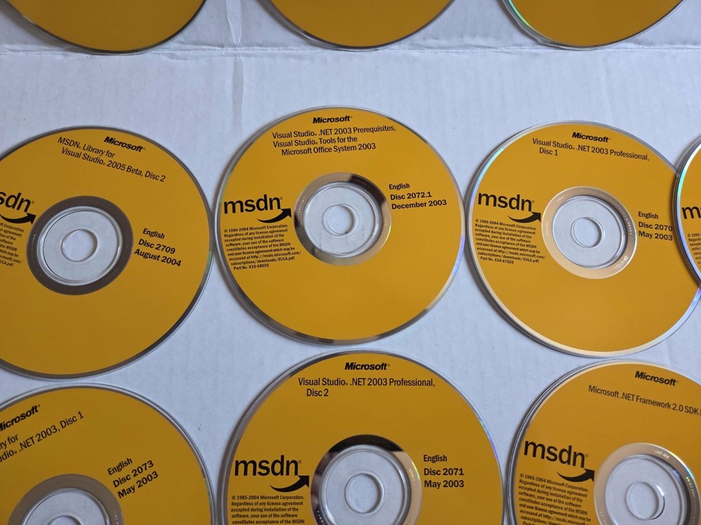 Microsoft MSDN Subscription Archive (2001–2005) – Visual Studio, SQL Server, Win