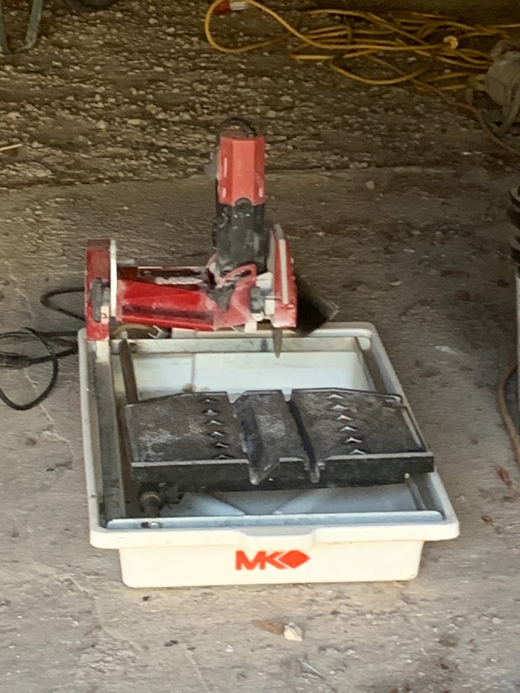 MK tile saw