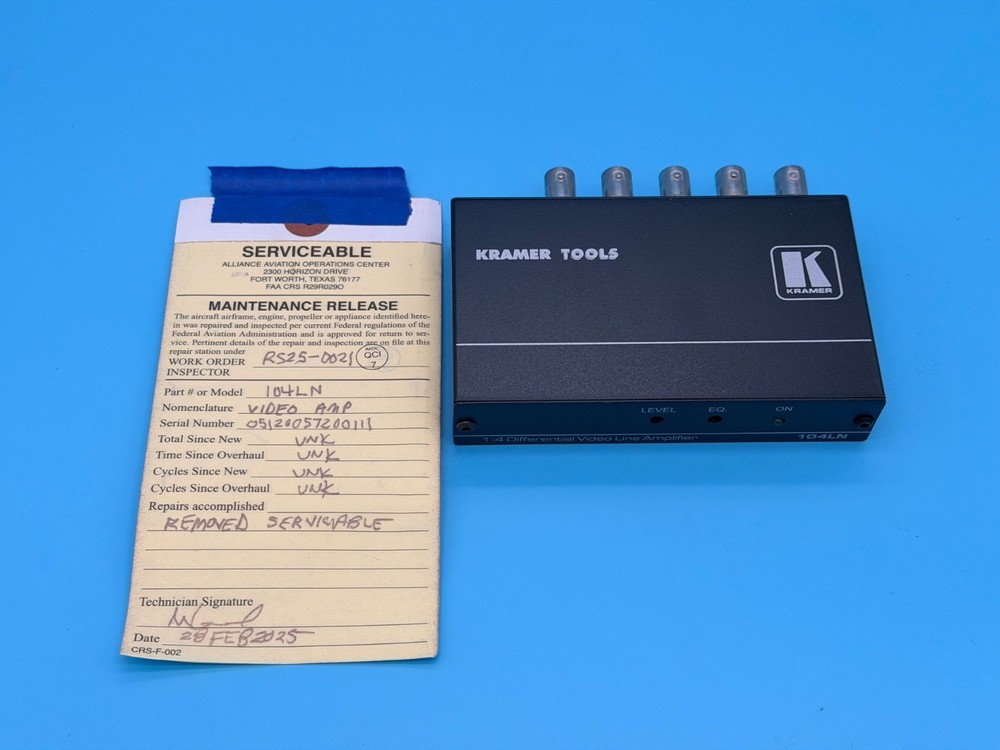 Kramer tools 104LN 1:4 Video amplifier