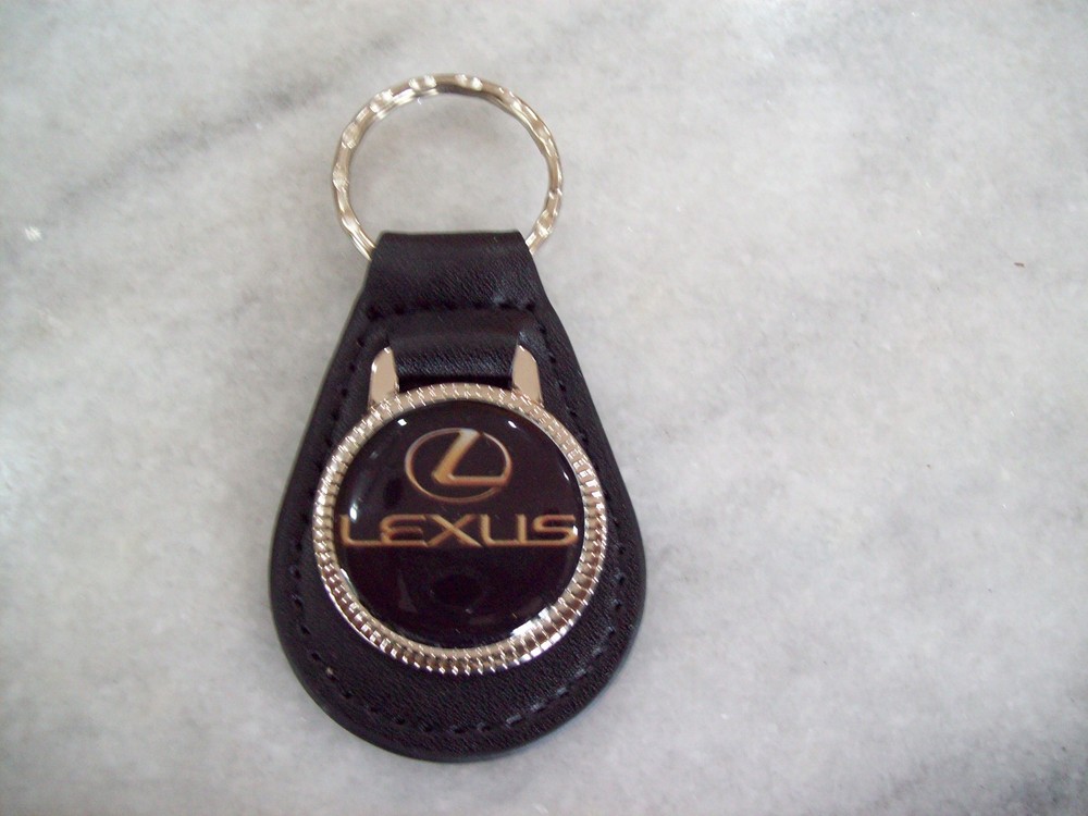 LEXUS   KEY CHAIN ..... BLACK