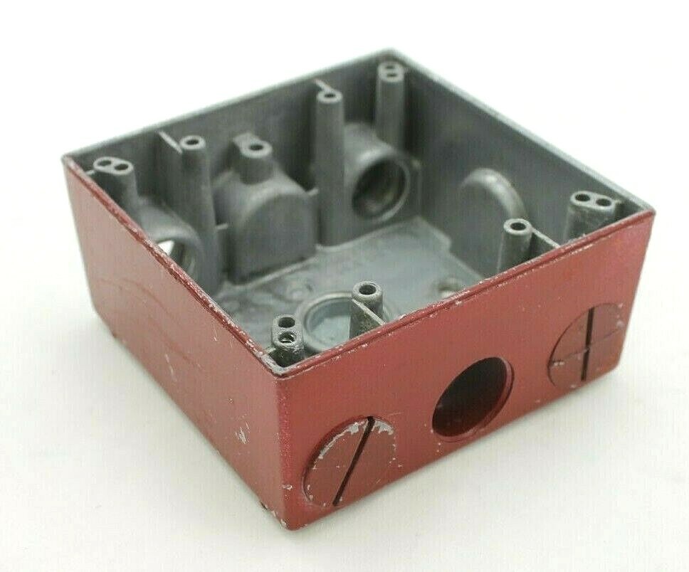 GDC 93C6 2-Gang Outlet Box