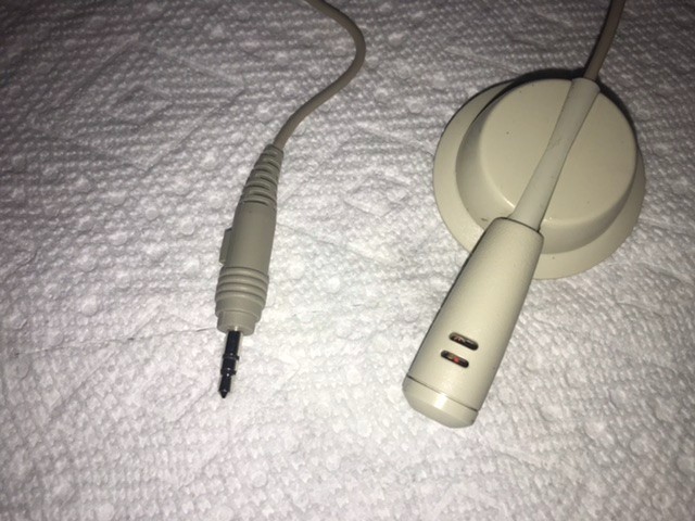 Vintage Compact Computer Microphone W/ Stand 3.5mm plug tested / working