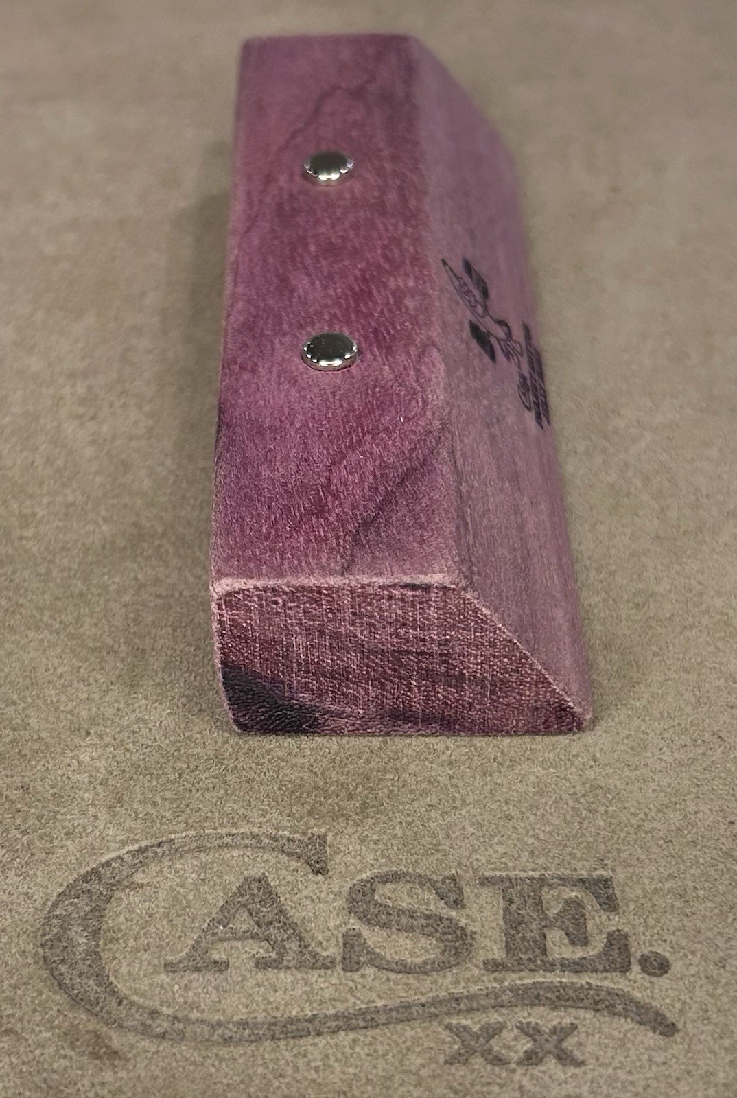 Case PB&J Engraved South American Purple Heart Wood Knife Stand With Magnets!!!