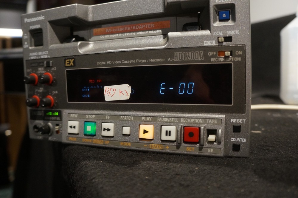 Panasonic AJ-HD1200A Compact DVCPRO Recorder - Tested