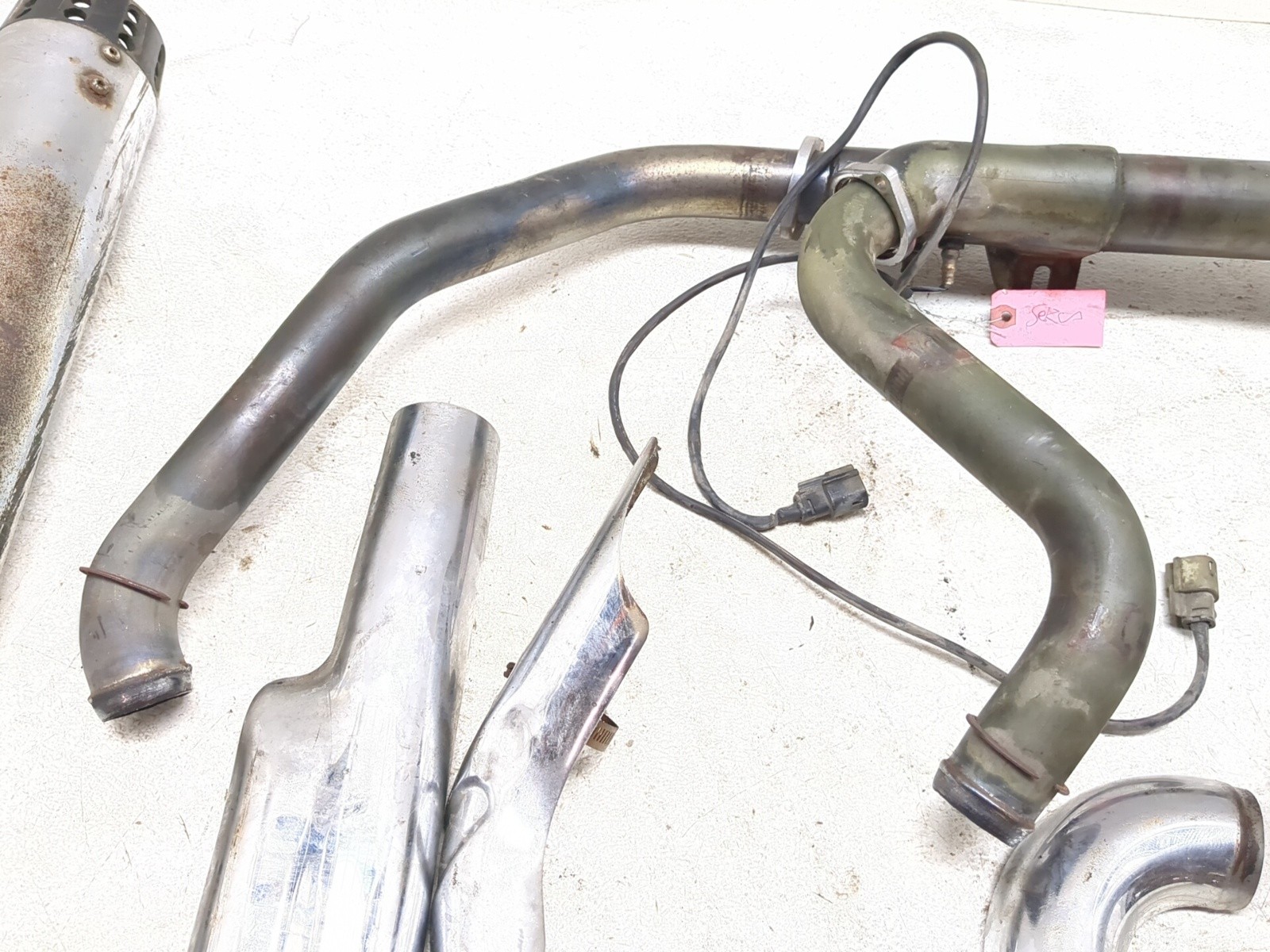 14-16 Harley Street Glide Special FLHXS Header Muffler Heat Shield Set 66855-10A