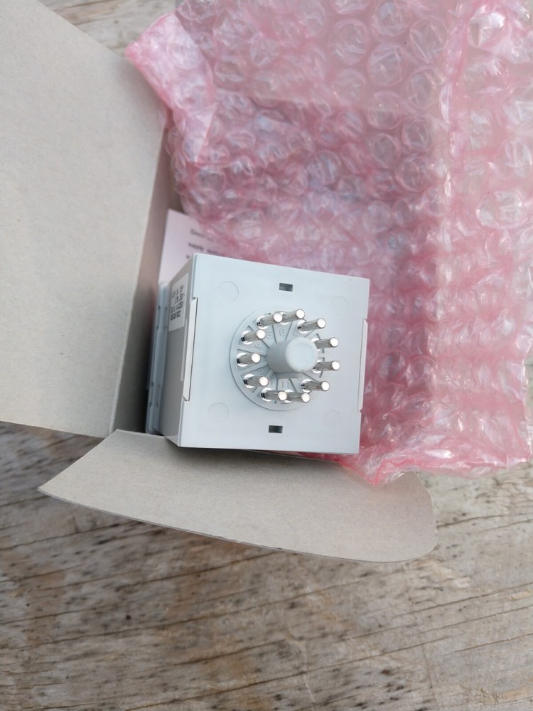 NAIS PM4H-A TIMER BRAND NEW NOS