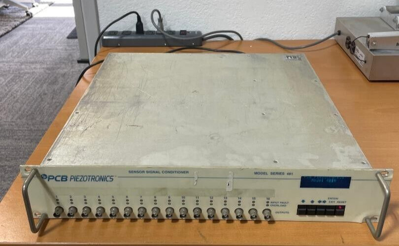 PCB Piezotronics 481A Sensor Signal Conditioner
