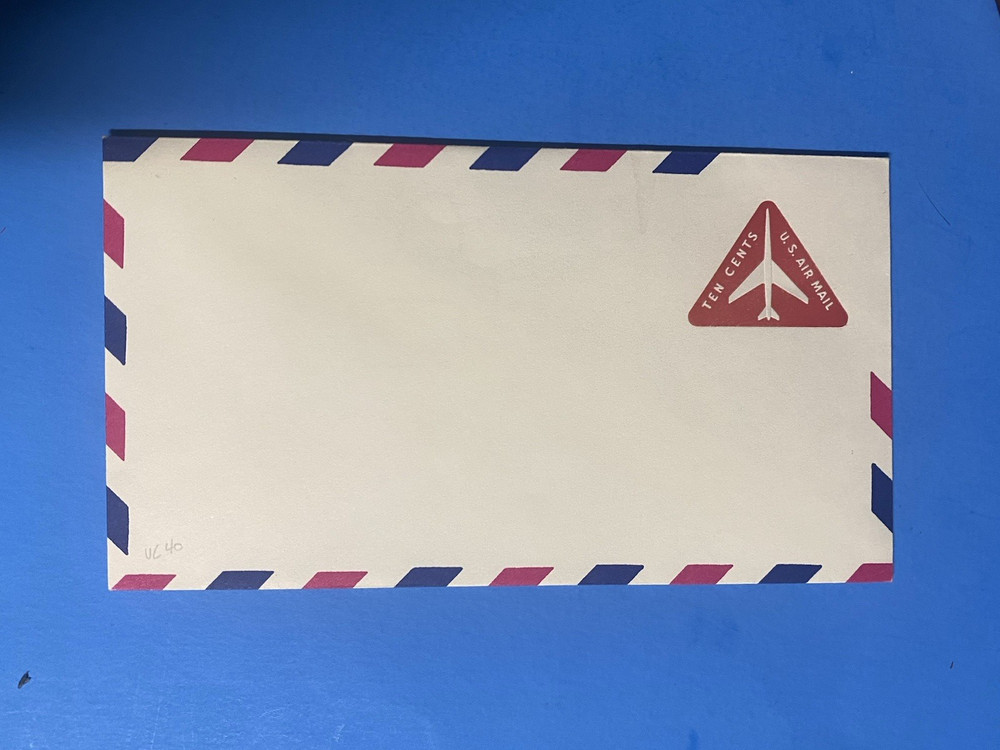 UC40   AIRMAIL ENVELOPE 10c   AIRPLANE IN FLIGHT