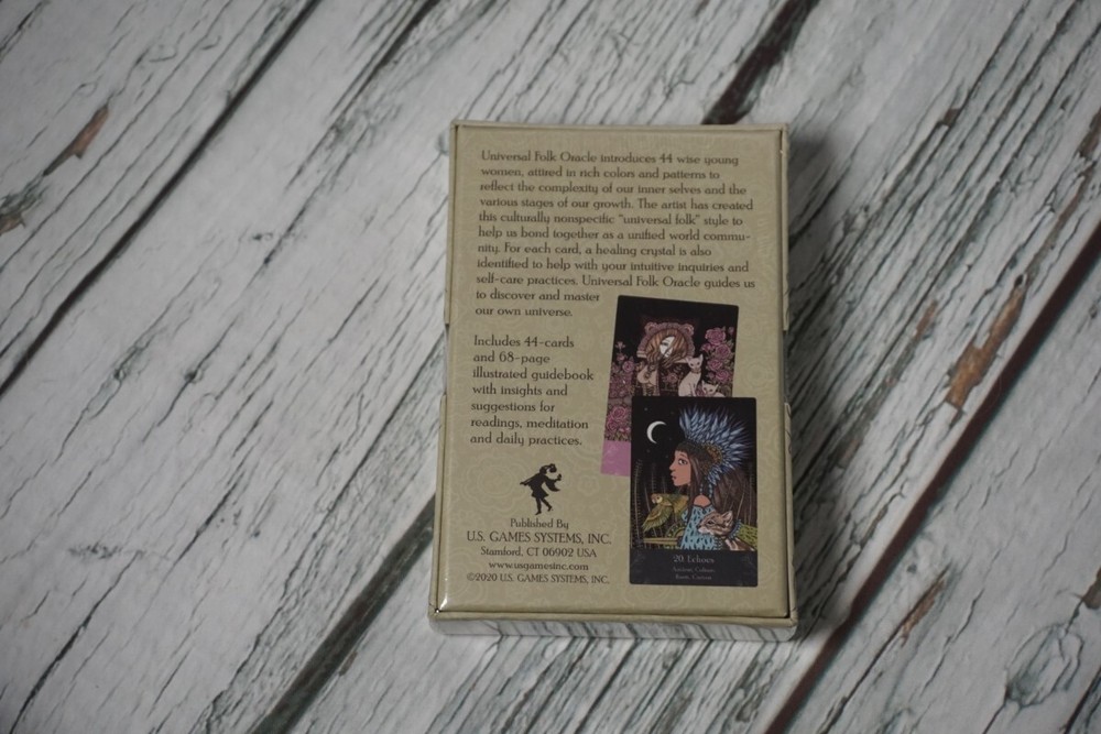 Universal Folk Oracle Cards