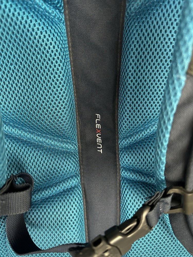 North Face Vault backpack 20 Liter Navy Blue