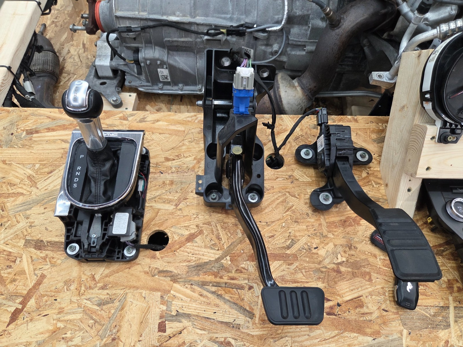 2017 Mustang EcoBoost 2.3L TURBOCHARGED Engine & 6 Speed Auto Trans Turn Key 53k