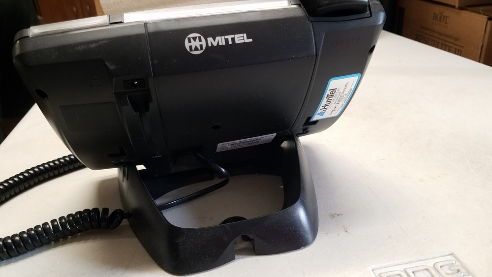 Mitel 8528 16 Programs Multi-function Keys with LED Indicator Phone (C)