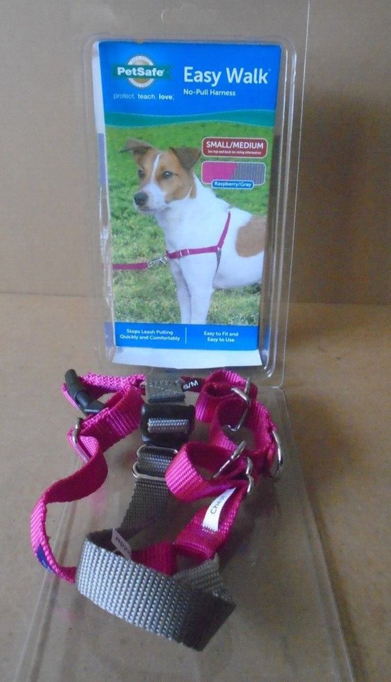 PetSafe Easy Walk Harness Small/Medium (Raspberry/Gray) No Pull Harness