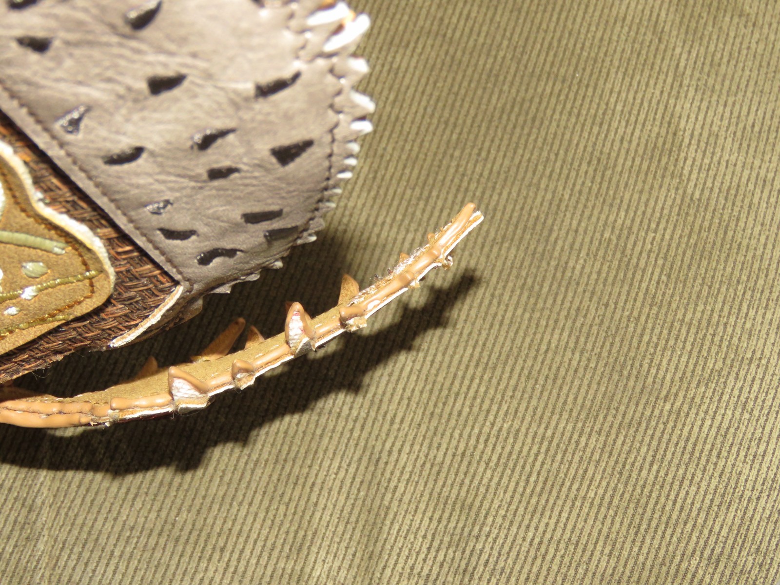 Danielle Nicole Disney Moana Kakamora Crossbody Bag Purse Rare find