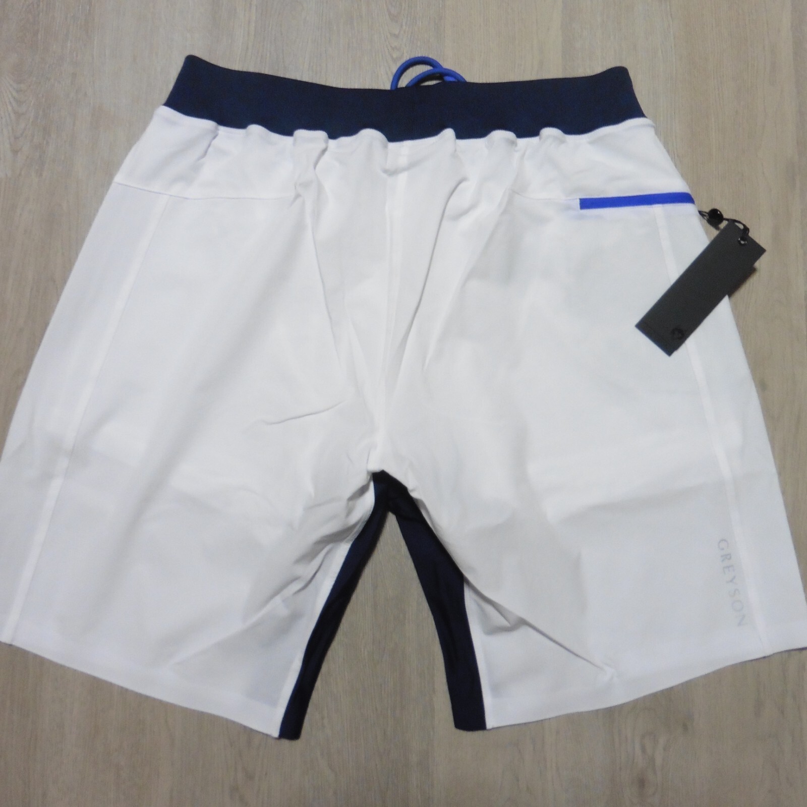 GREYSON Mens L LARGE FULTON SHORTS ARCTIC WHITE BLUE LINED 9" NYLON GOLF WORKOUT