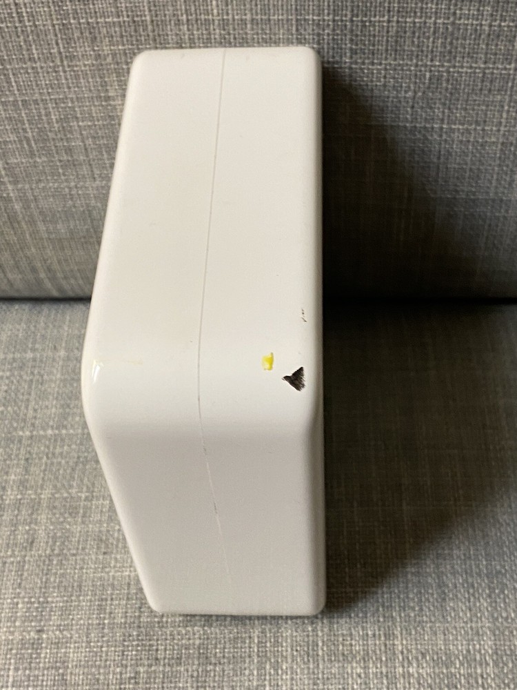 Apple Watch 1st First Generation Hard Plastic Case Box Only!! White