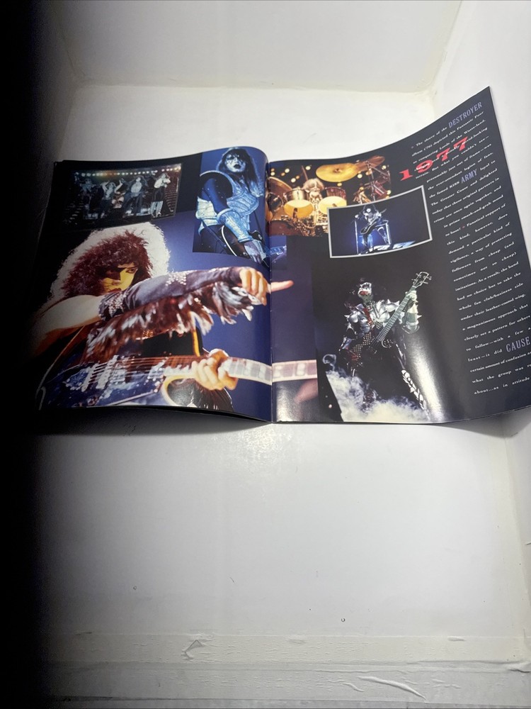 KISS - ALIVE WORLDWIDE 1996 - 1997 TOUR + CALENDAR CONCERT VG+ CONDITION