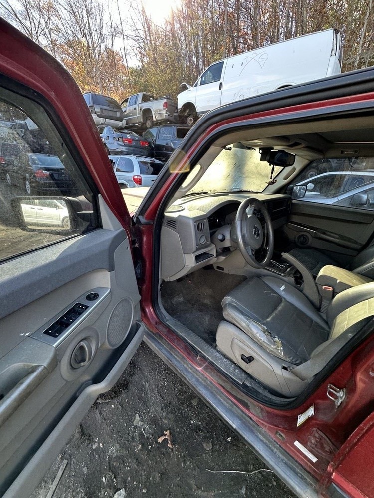 COMMANDER 2006 Rear View Mirror OEM