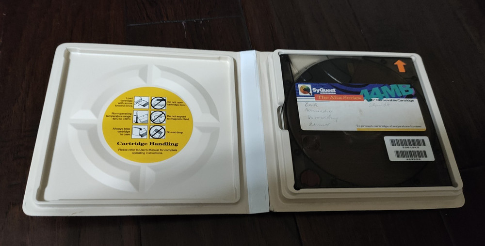 SyQuest 44MB 5.25" Removable Hard Disk Cartridge - Atari ST formatted