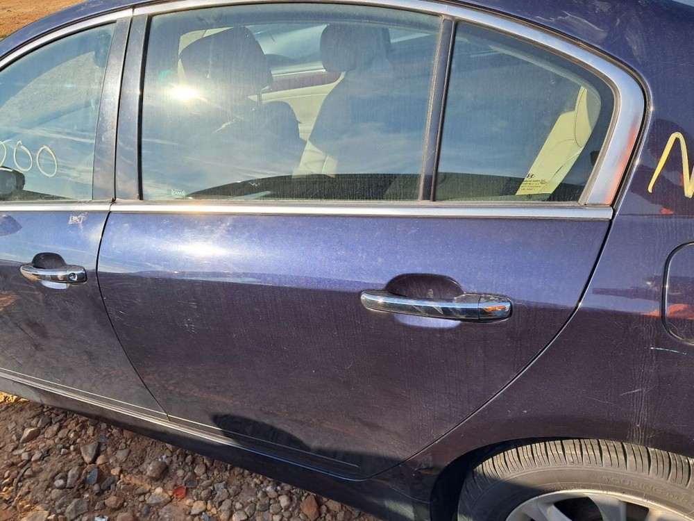 GENESIS 2012 Glove Box 4789727