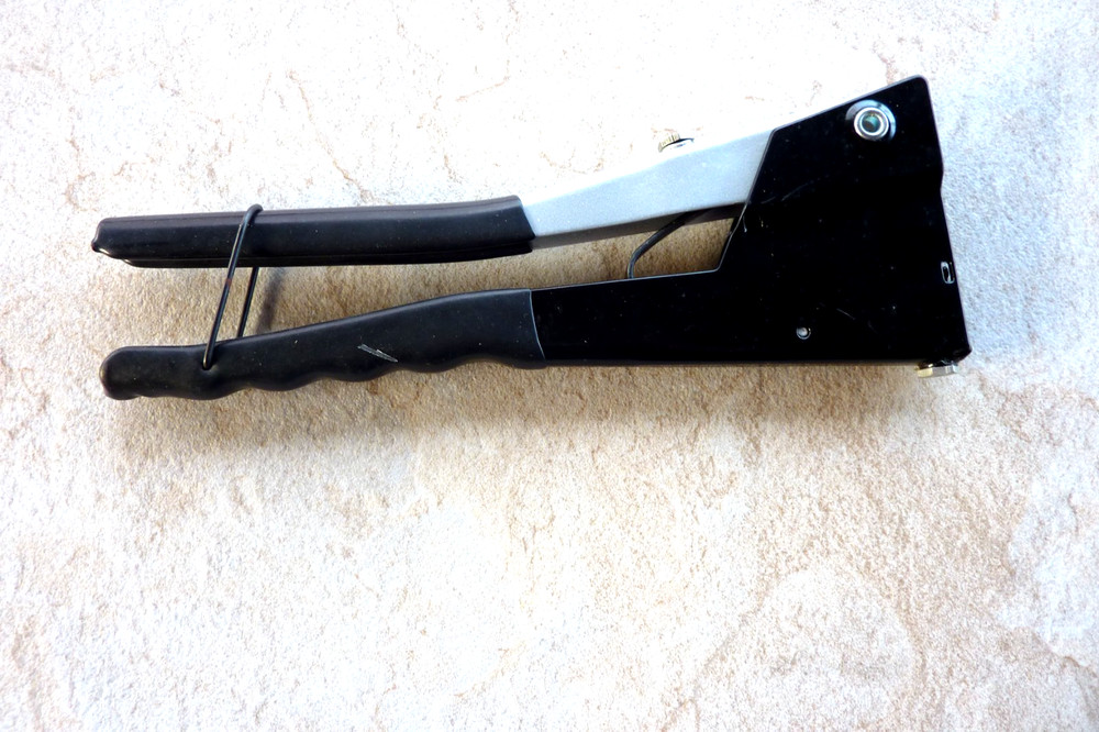 MASTER MECHANIC Rivet Gun Kit MODEL NO K110-MM