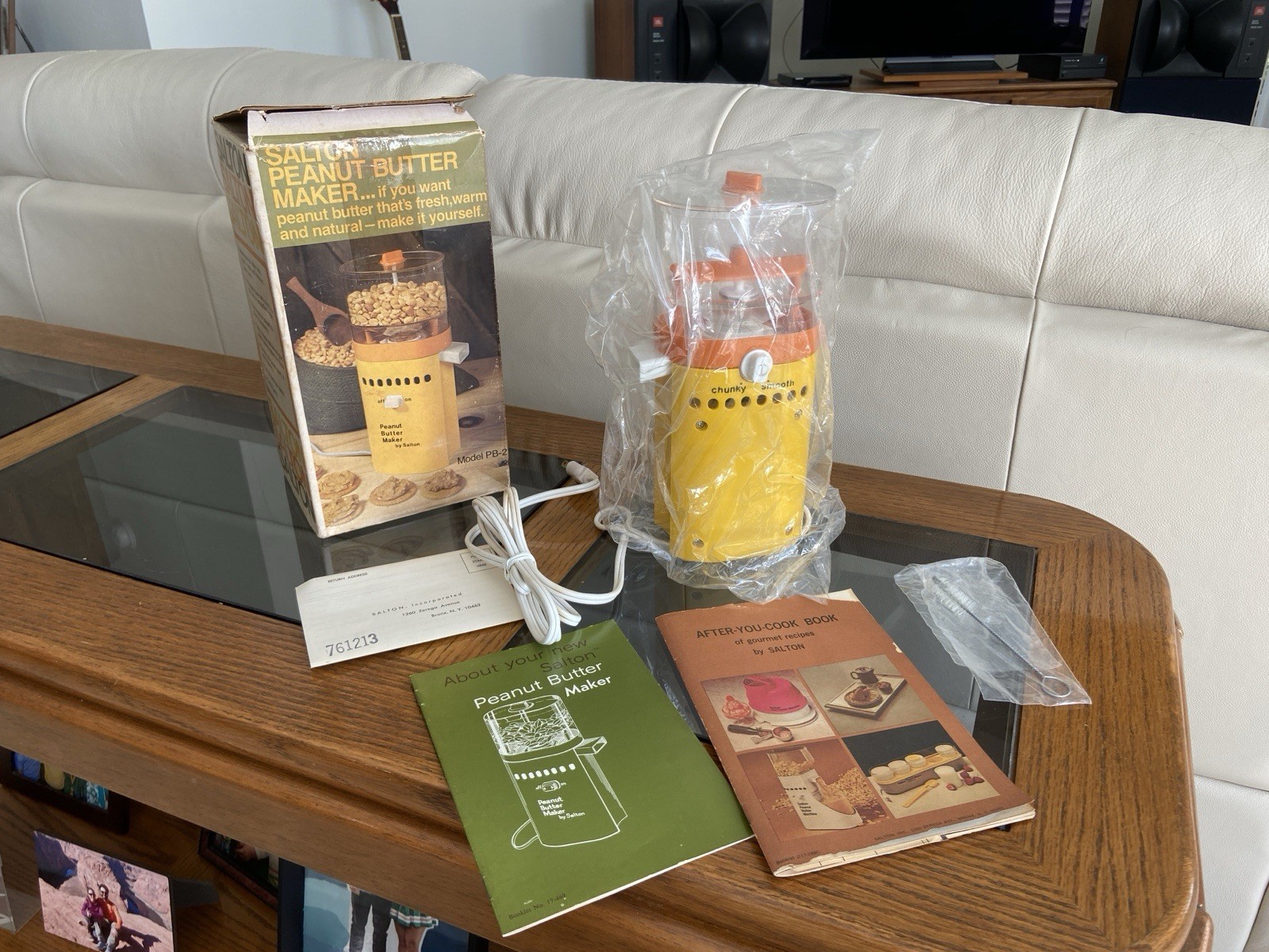 Salton Peanut Butter Maker 1970's Nostalgic Vintage Kitchen Model PB-2 Yellow