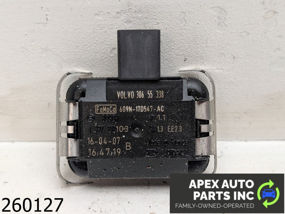 OEM 2009 Land Rover LR2 3.2L Rain sensor