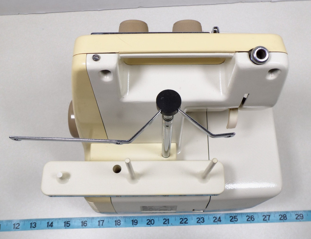 Bernina Bernette 1-Needle 3-Thread Overlock Serger Sewing Machine 203 200B WORKS