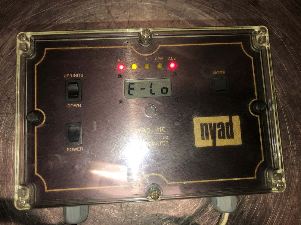 NYAD HYGROMETER DEWPOINT MOISTURE ANALYZER MODEL 150 103180