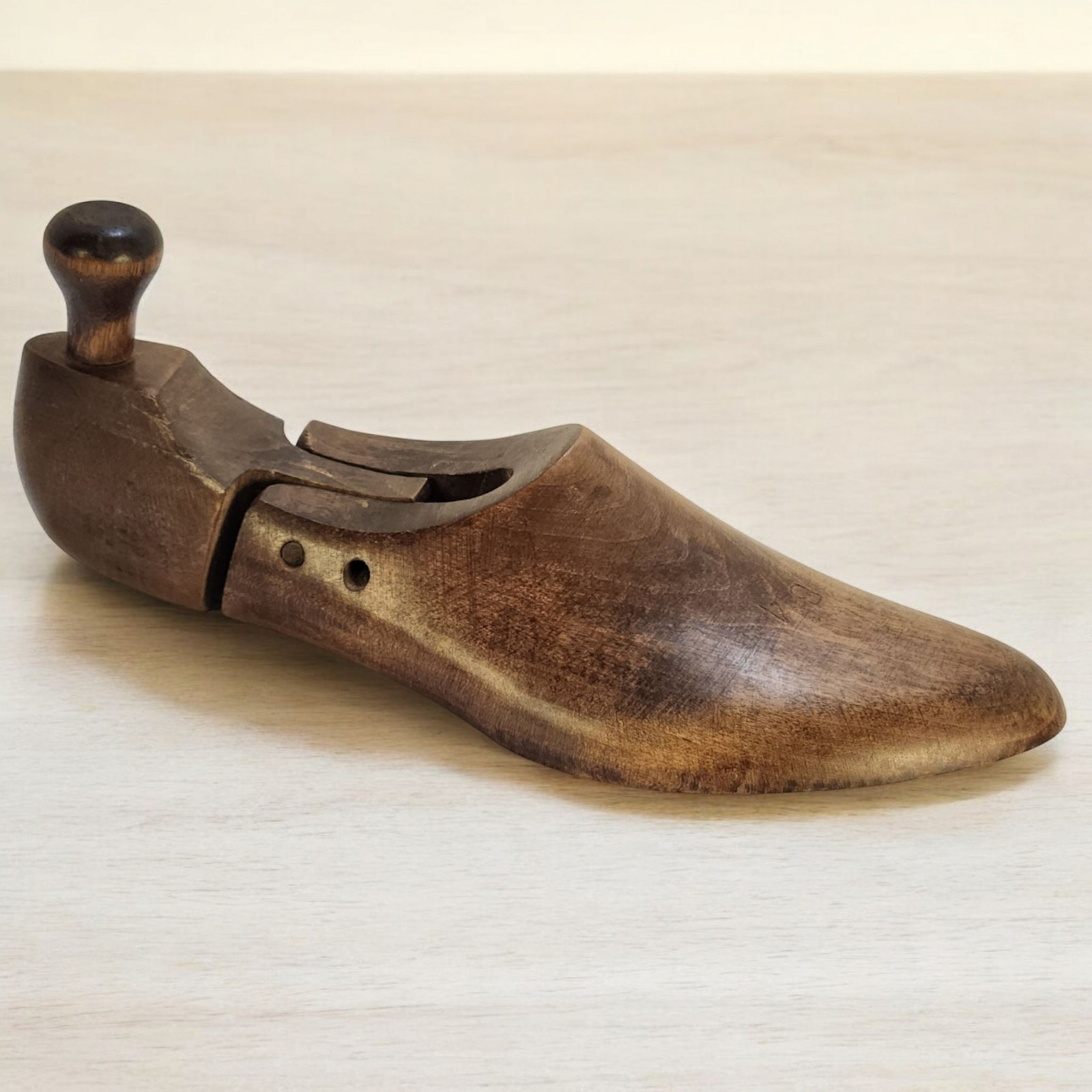 VTG Wood Shoe Cobbler Form Mold Primitive Antique Folk Art Decor Hinged Knob 11"