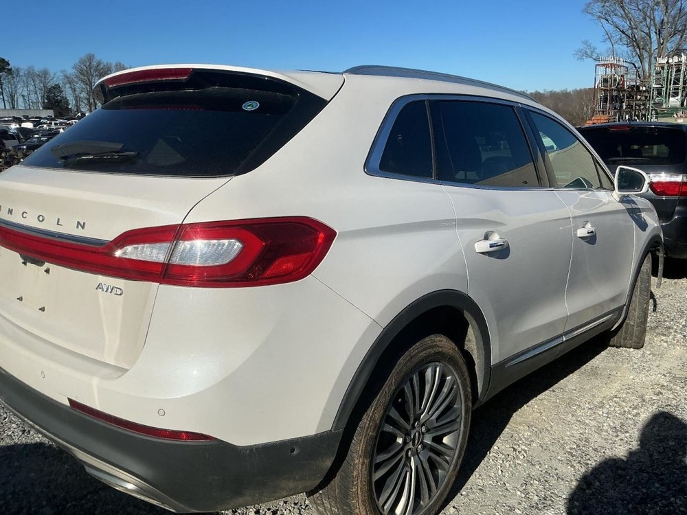 MKX 2016 Glove Box 4930830