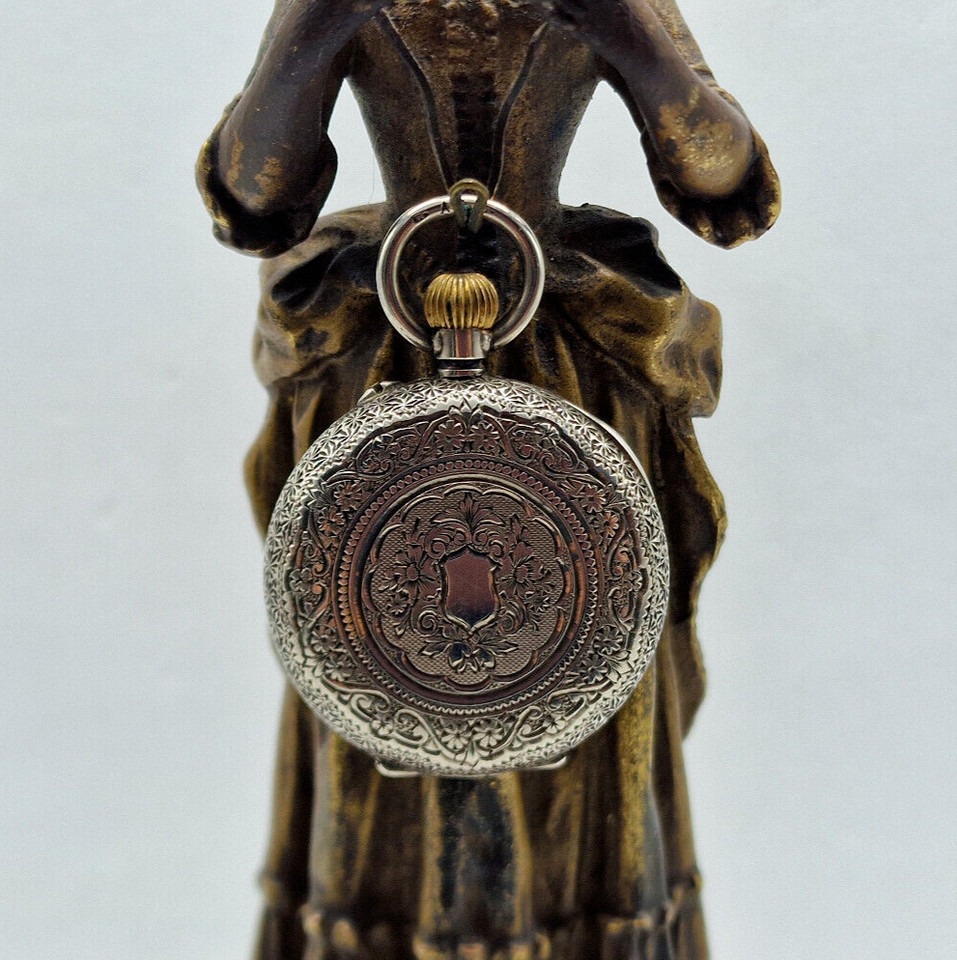 ANTIQUE SOLID SILVER HALF HUNTER POCKET WATCH 35 MM. / T060