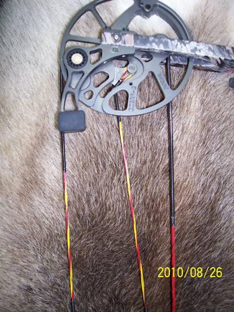 CUSTOM BOW STRING SET FOR DIAMOND NUCLEAR ICE BOW