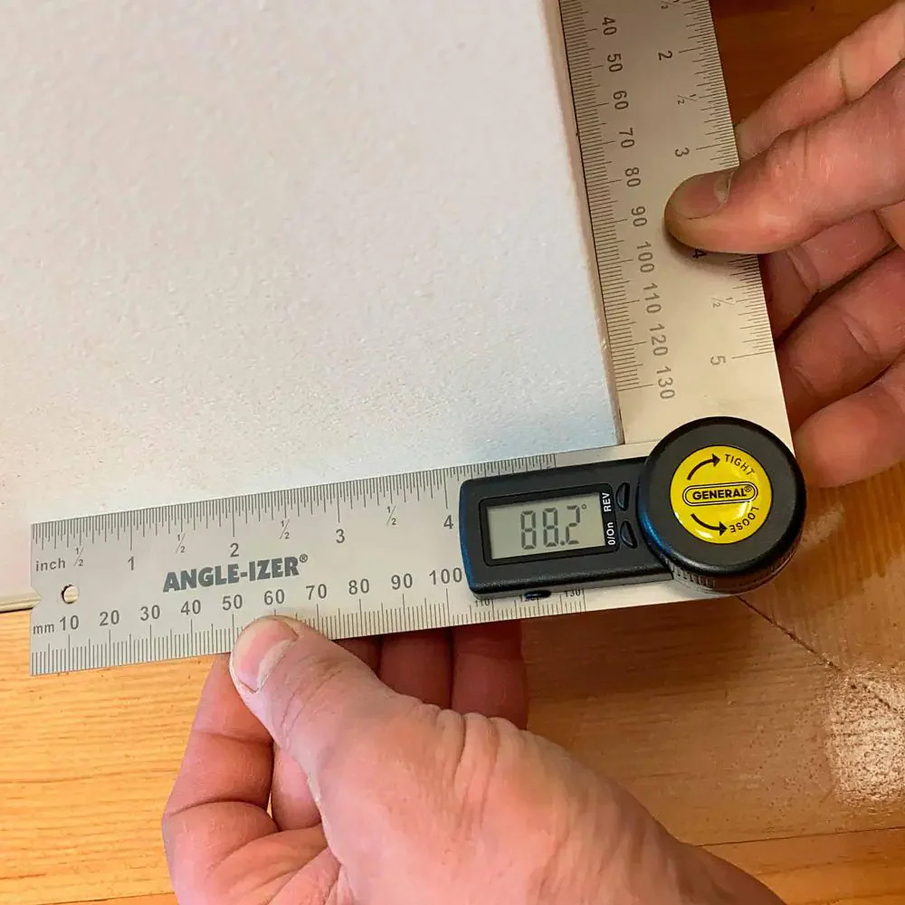 General Tools 5" Digital Reversible Angle Finder w/ LCD Display & Angle Lock