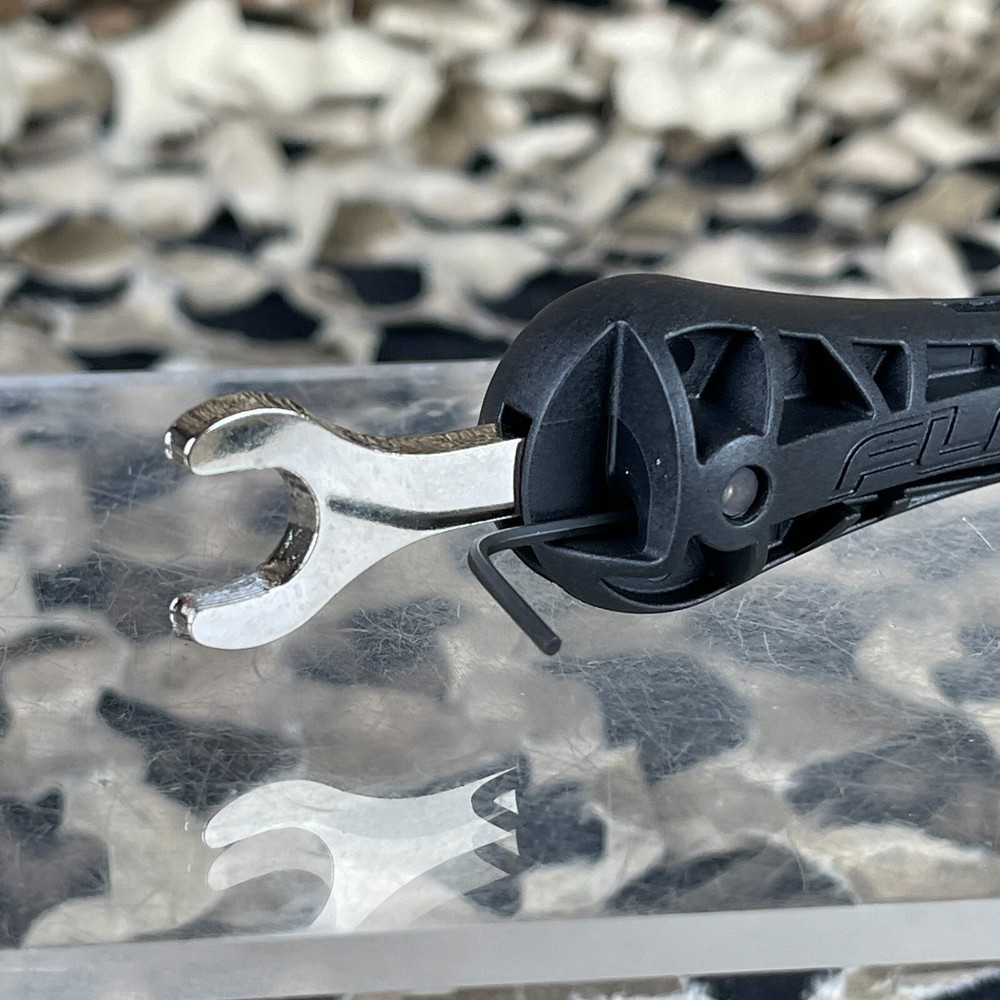 NEW Empire FLO Tank Regulator Tool