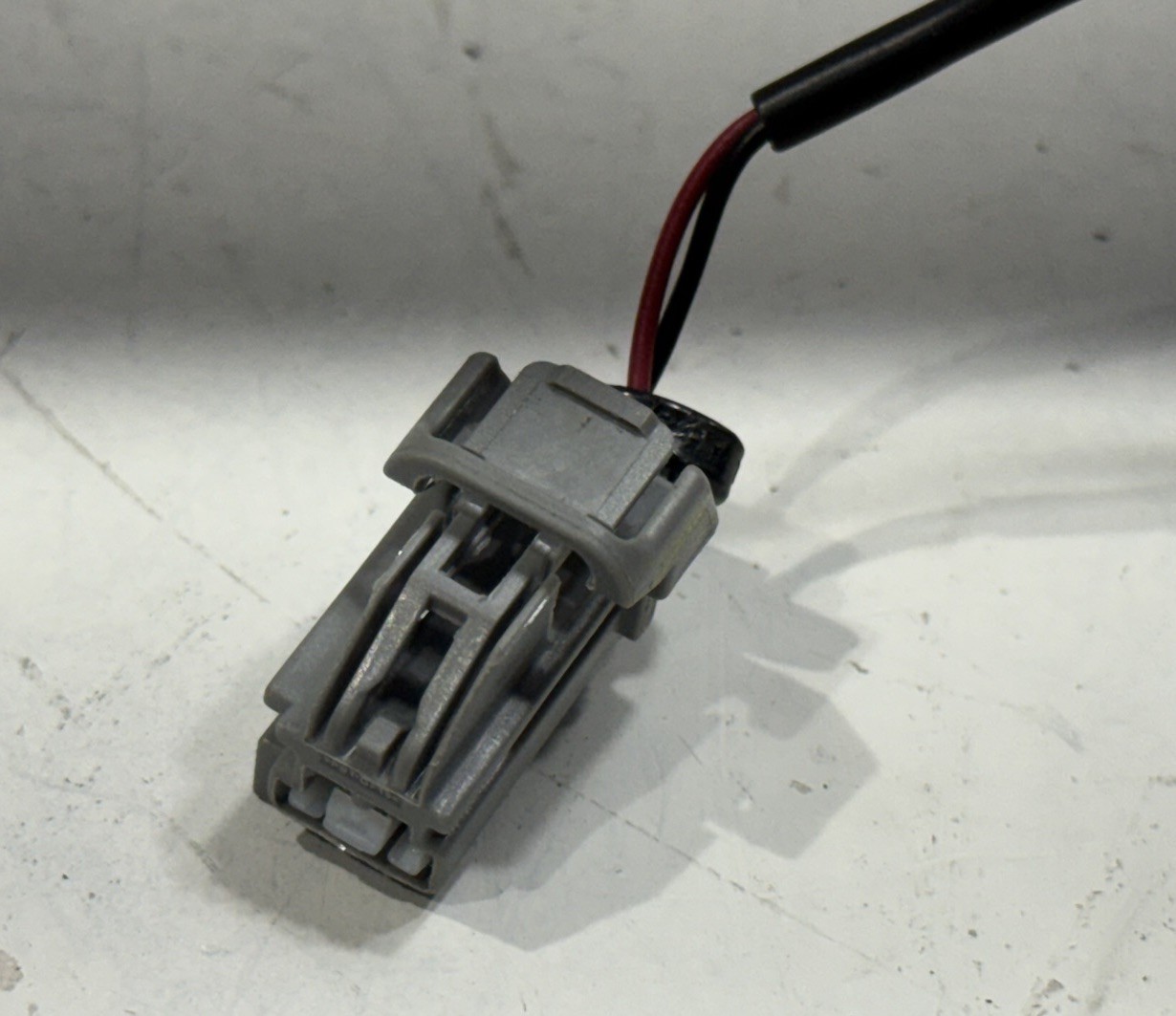 2017 - 2023 Dodge Charger Front Left Driver Seat Belt Buckle Assembly Black OEM