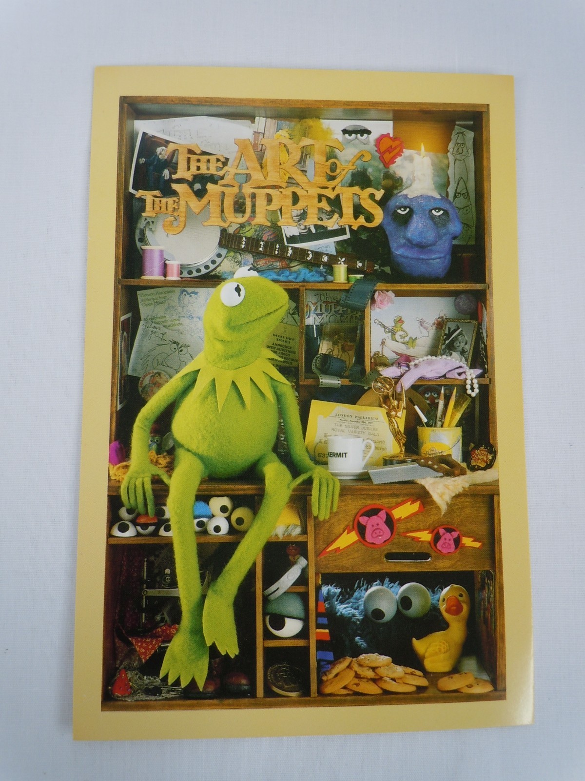 1983 The Art Of The Muppets Kermit The Frog Cookie Monster Jim Henson Postcard