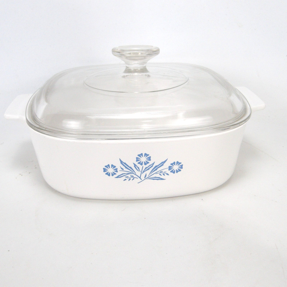 Corning Ware Blue Cornflower 2 Liter Baking Dish A-2-B with Pyrex Lid EUC