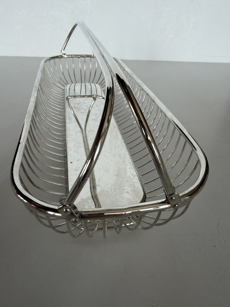 Dual Handle Silver Plated Bread Basket Elegance In Silver Tea Party Bridal