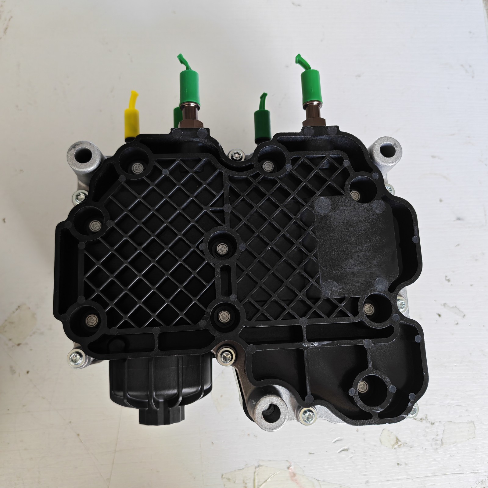 12V Urea Pump D13 21577511 21332701 Bosch 85003864 For Volvo Mack DEF 21577507