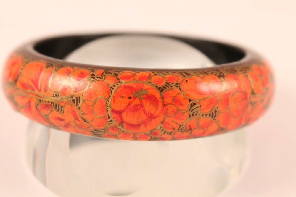 Hand Painted Auburn Flower Form Lacquer Bangle Bracelet