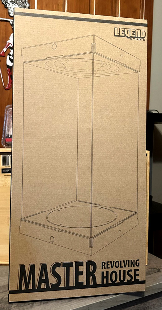 Legend Studio Master Light House Display Case