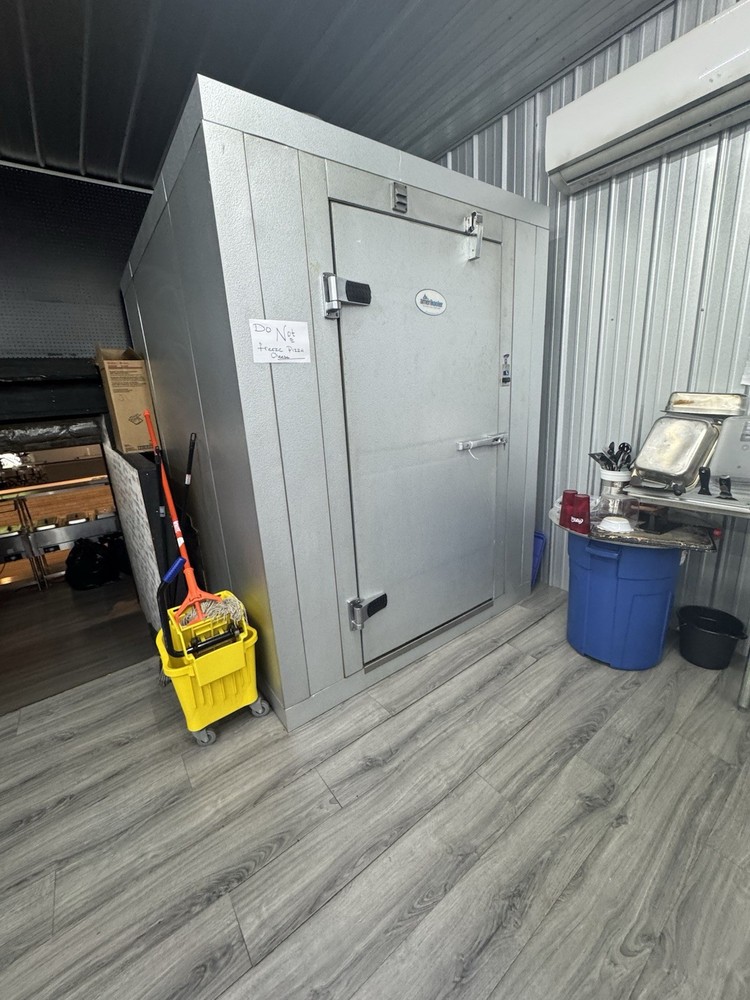 8x10 Walk in Freezer