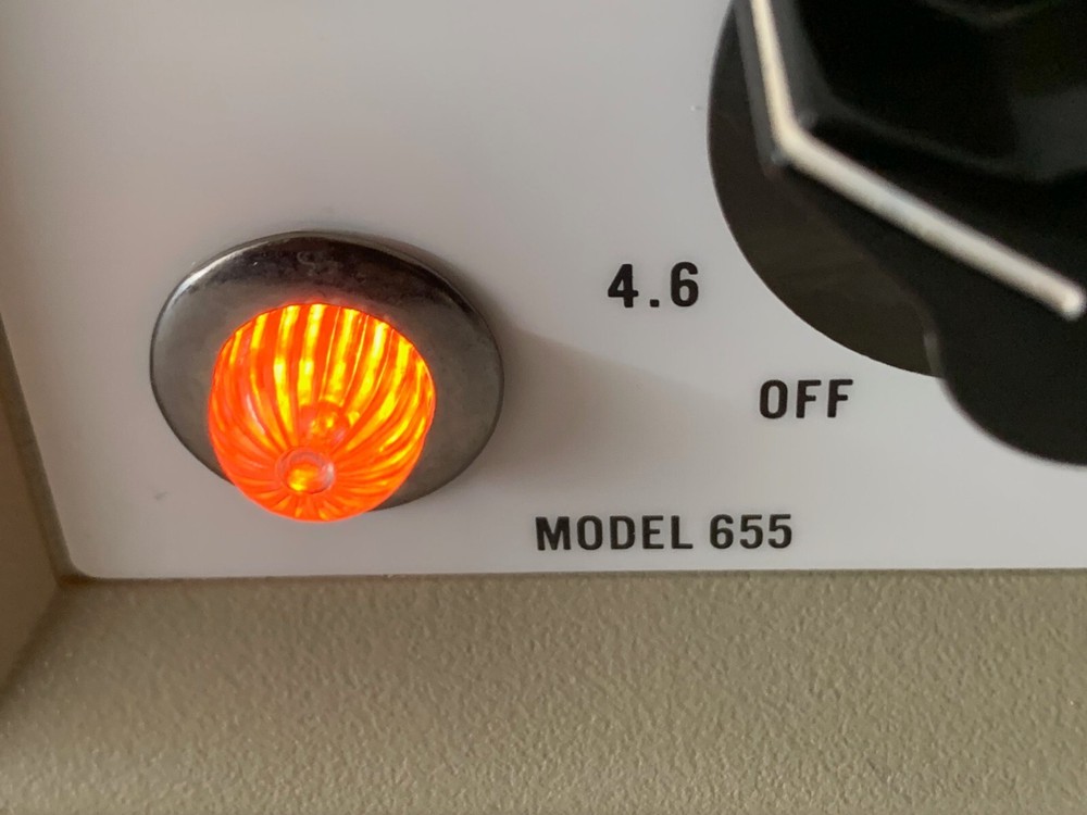 AO Scientific Instruments microscope Light Source model: 655