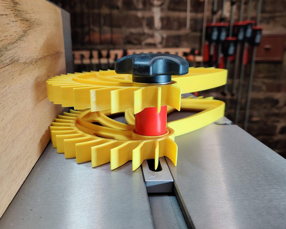 Tall Stacking Accessory Used To Lock Two Hedgehog Featherboards Together