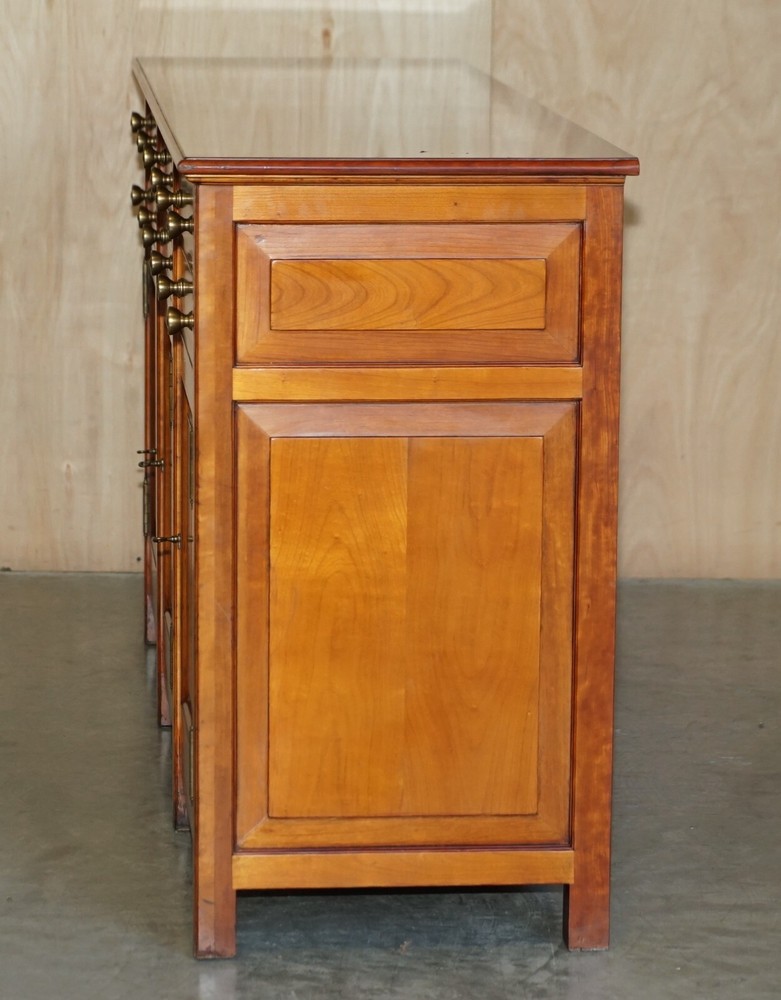 LARGE & HEAVY SOLID CHERRYWOOD MULTIYORK SIDEBOARD CUPBOARD WITH SIX DRAWERS
